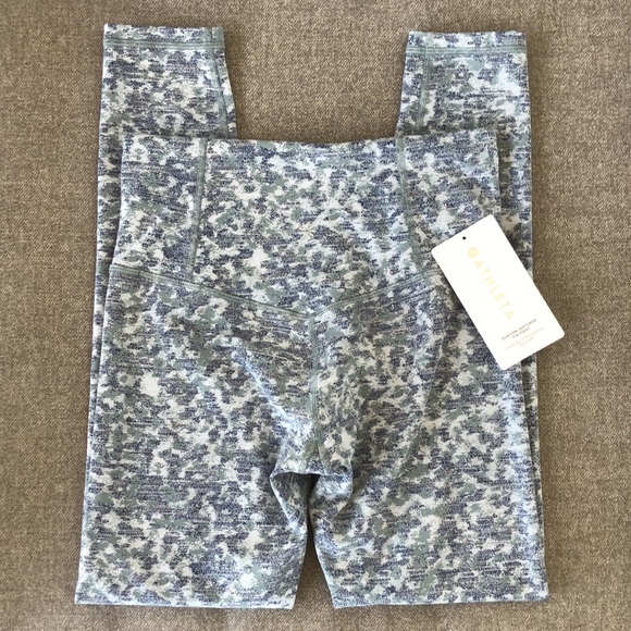 Worn once - ATHLETA Elation High-Rise 7/8 Textured Tight - Picture 5 of 10